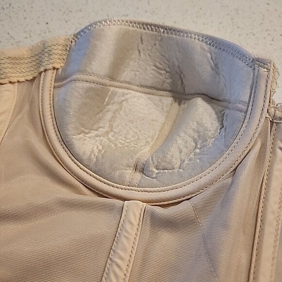 Vintage Goddess Strapless Bra 34C Model 611 Nude Underwire Boned Union Made - Picture 5 of 7